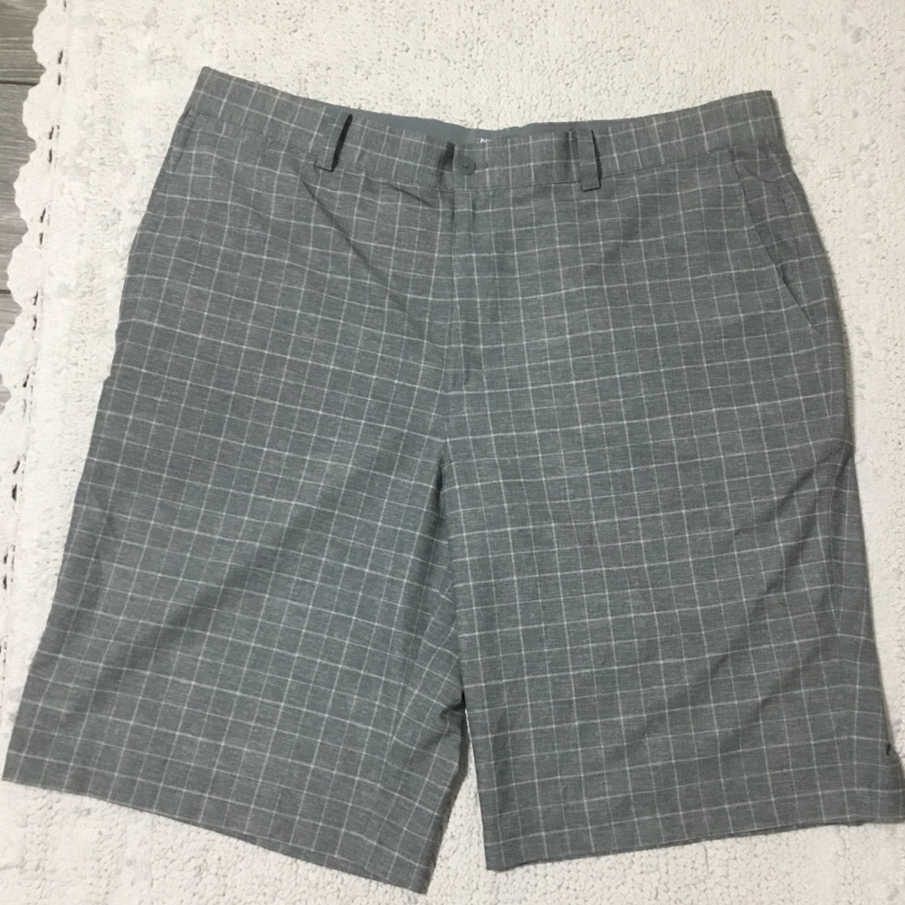 Mens Nike Golf Tour Performance Dri-Fit Shorts size 38